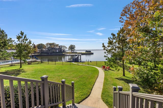 11 Westview Circle, Star Harbor, TX 75148