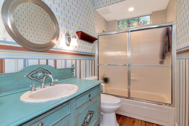 13104 GREENGAGE LANE, Tampa, FL 33612