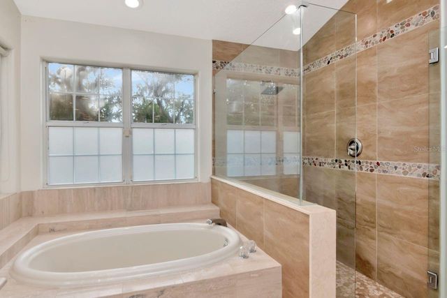 13104 GREENGAGE LANE, Tampa, FL 33612