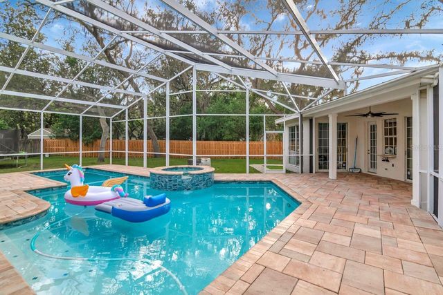 13104 GREENGAGE LANE, Tampa, FL 33612