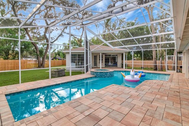 13104 GREENGAGE LANE, Tampa, FL 33612