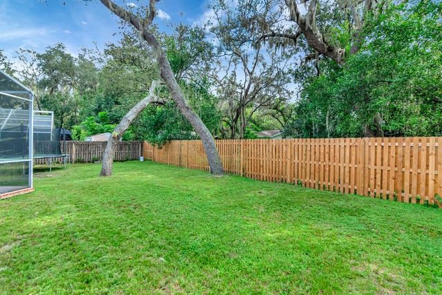 13104 GREENGAGE LANE, Tampa, FL 33612