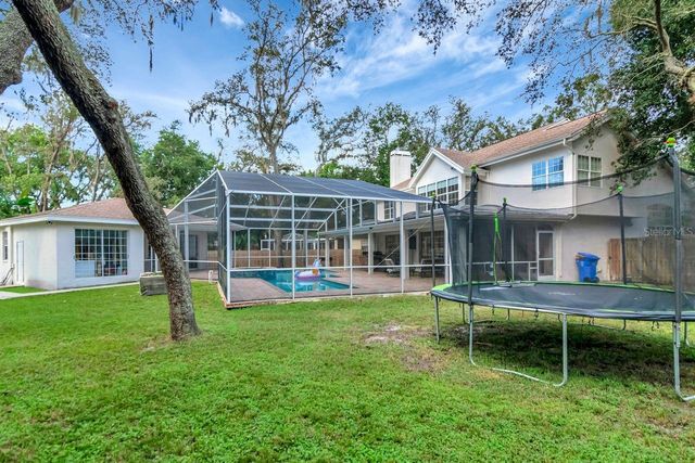 13104 GREENGAGE LANE, Tampa, FL 33612