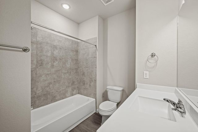 15022 Almeece Street, Houston, TX 77053