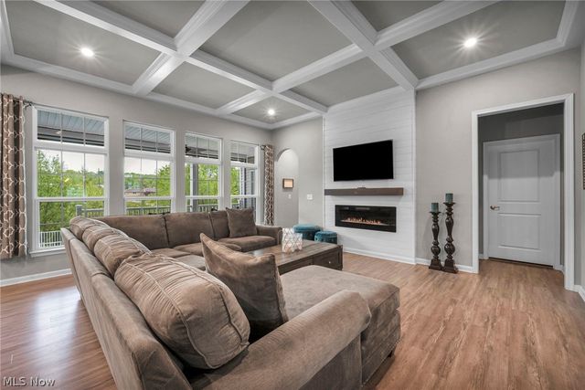 6223 Hooper Drive, Medina, OH 44256