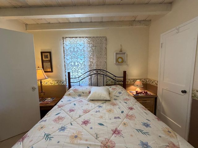 9502 N 2ND Place, Phoenix, AZ 85020