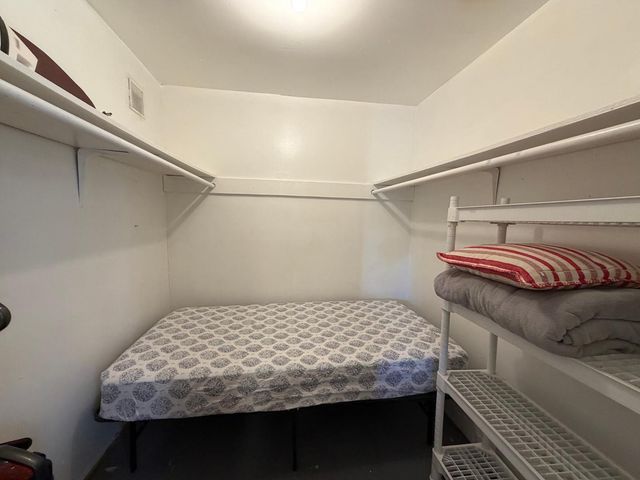 9502 N 2ND Place, Phoenix, AZ 85020