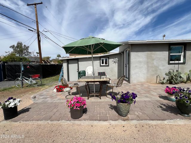 9502 N 2ND Place, Phoenix, AZ 85020