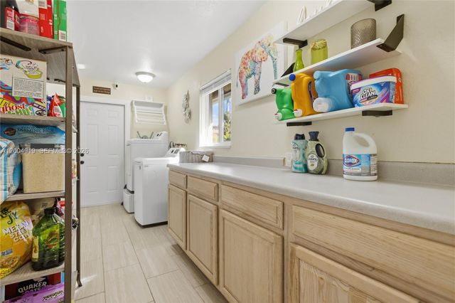 1200 Rowayton Circle, Wellington, FL 33414