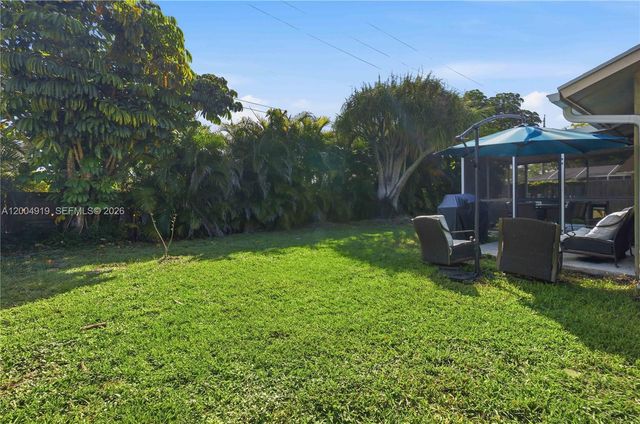 1200 Rowayton Circle, Wellington, FL 33414