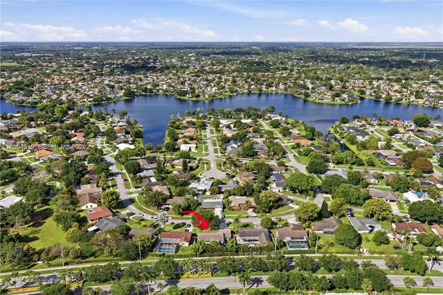 1200 Rowayton Circle, Wellington, FL 33414