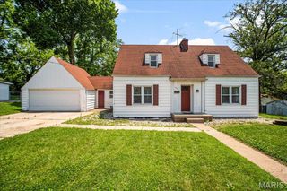 3954 Geraldine Avenue, St Ann, MO 63074