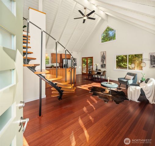 11022 Palisades Avenue SW, Vashon, WA 98070