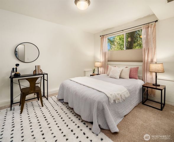 11022 Palisades Avenue SW, Vashon, WA 98070