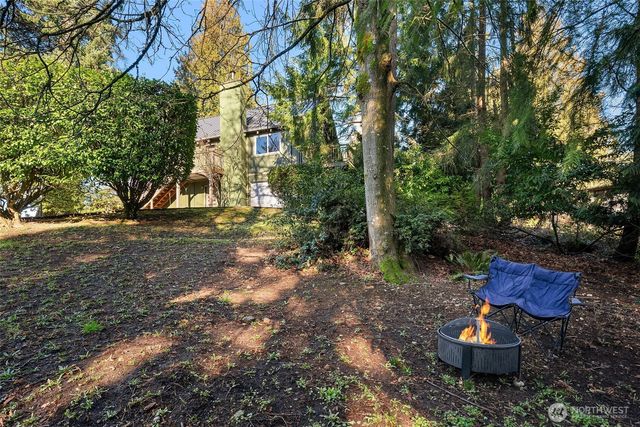 11022 Palisades Avenue SW, Vashon, WA 98070