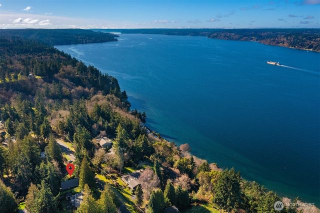 11022 Palisades Avenue SW, Vashon, WA 98070