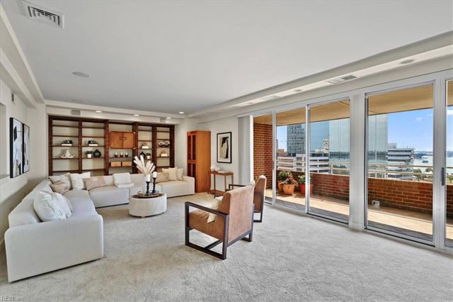 215 Brooke Ave Apt 1004, Norfolk, VA 23510