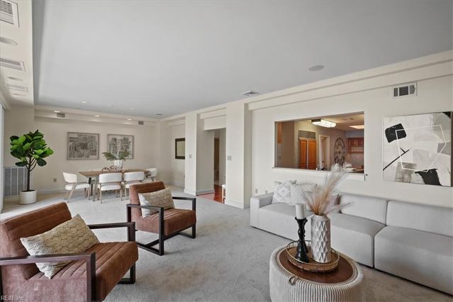 215 Brooke Ave Apt 1004, Norfolk, VA 23510