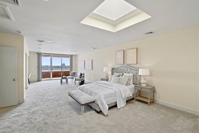 215 Brooke Ave Apt 1004, Norfolk, VA 23510