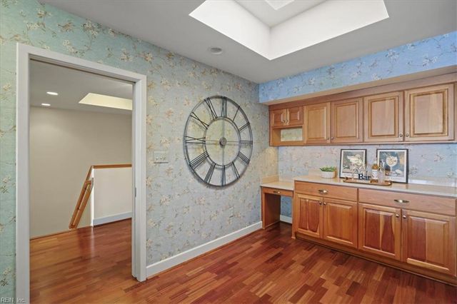 215 Brooke Ave Apt 1004, Norfolk, VA 23510