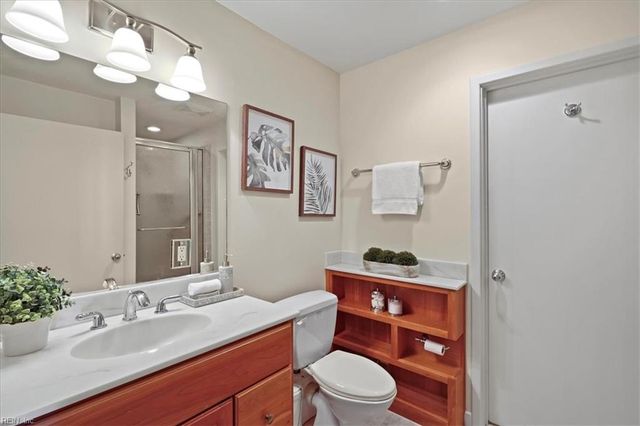 215 Brooke Ave Apt 1004, Norfolk, VA 23510