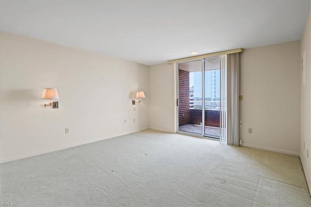 215 Brooke Ave Apt 1004, Norfolk, VA 23510