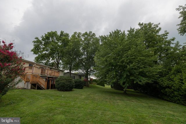 110 HEMLOCK RD, Ephrata, PA 17522