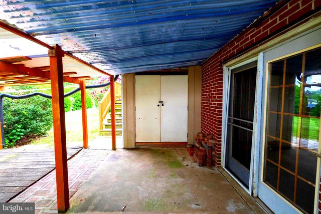 110 HEMLOCK RD, Ephrata, PA 17522