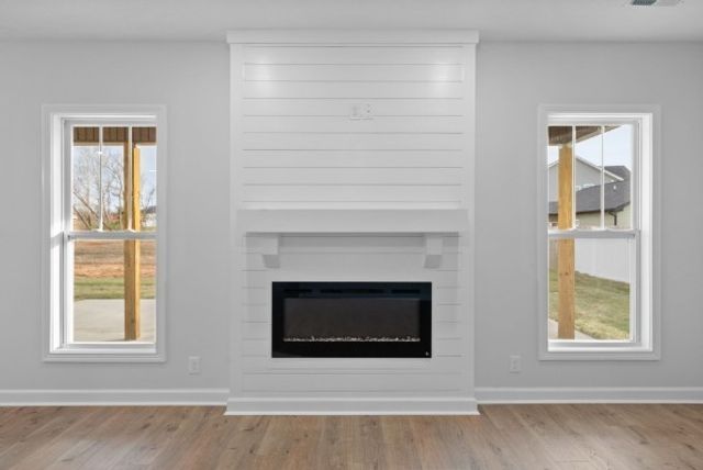 310 Galway Dr, Clarksville, TN 37042