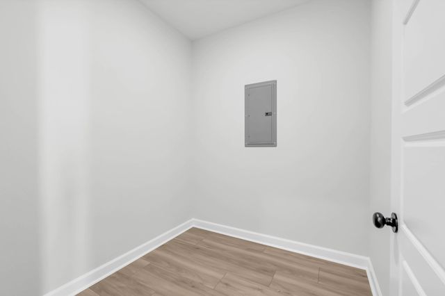 310 Galway Dr, Clarksville, TN 37042