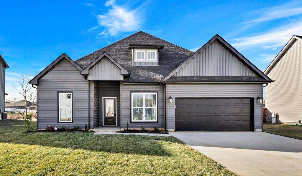 310 Galway Dr, Clarksville, TN 37042