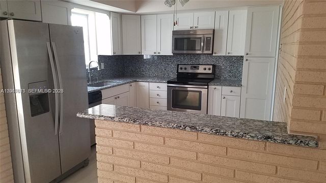 3346 Coolidge Street, Hollywood, FL 33021