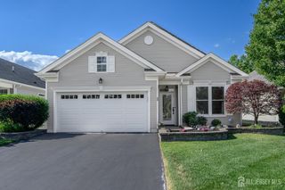 33 Heath Lane, Jackson, NJ 08527
