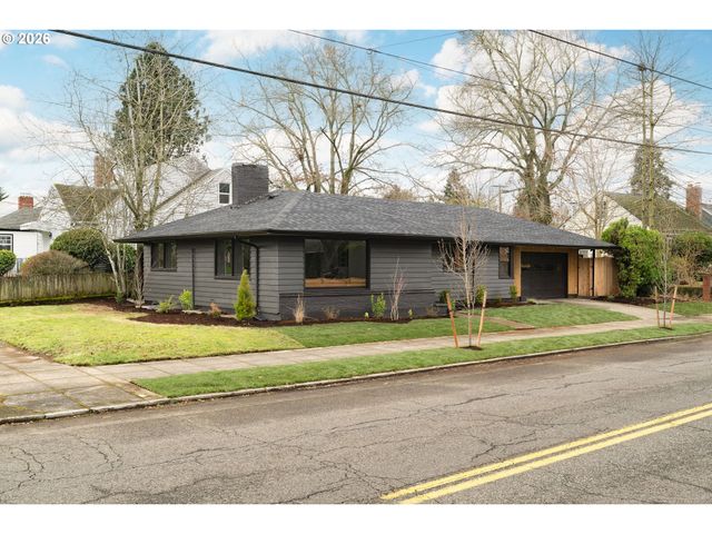 2530 Ne DEKUM St, Portland, OR 97211