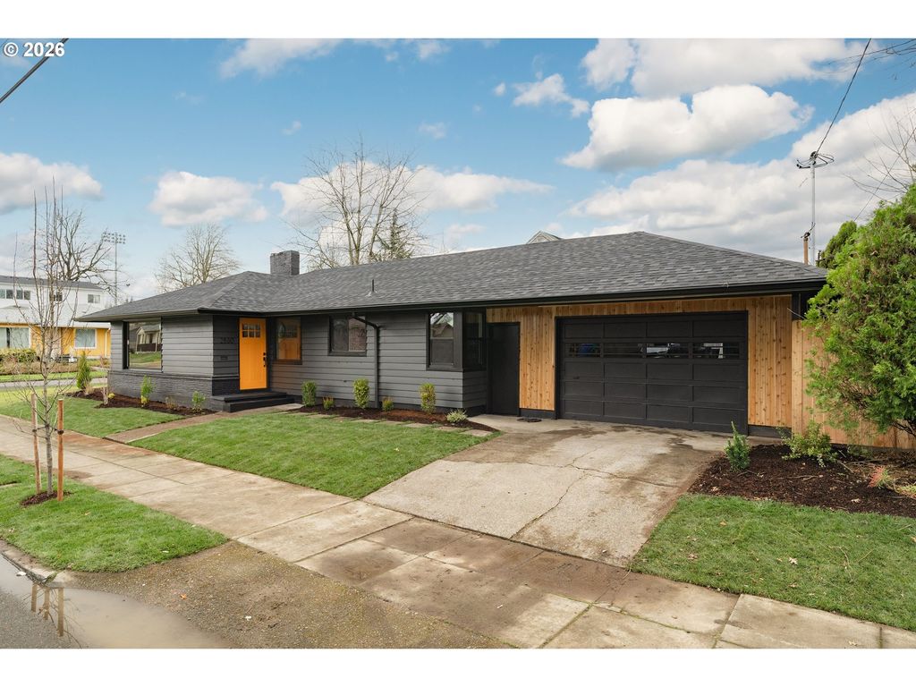 2530 Ne DEKUM St, Portland, OR 97211