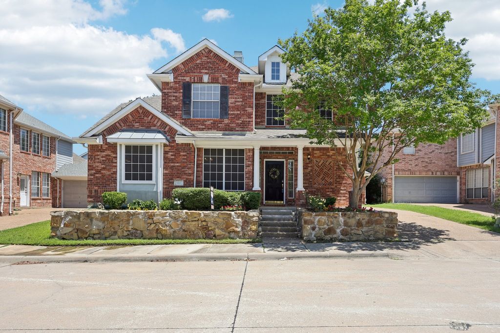 458 Richmond Street, Irving, TX 75063