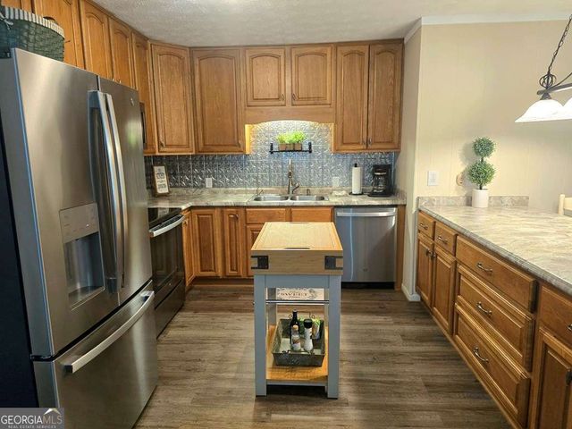 277 Lincoln Avenue, Fitzgerald, GA 31750