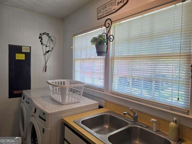 277 Lincoln Avenue, Fitzgerald, GA 31750