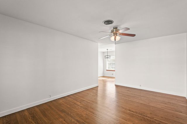 1207 Stonecrest Drive, Houston, TX 77018