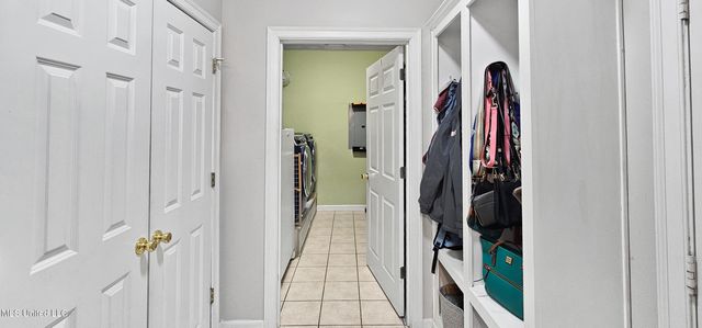 5619 Eagleston Drive, Olive Branch, MS 38654