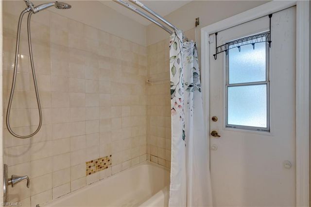 4220 Prestwick CT, North Fort Myers, FL 33903