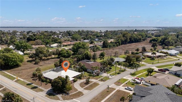 4220 Prestwick CT, North Fort Myers, FL 33903