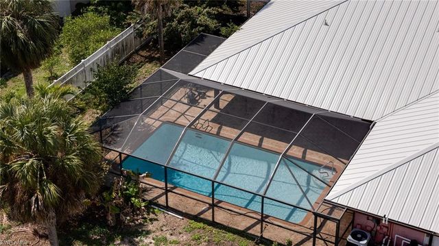 4220 Prestwick CT, North Fort Myers, FL 33903