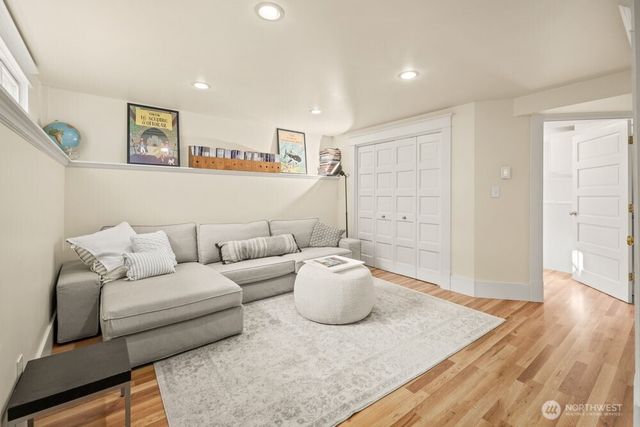 515 30th Avenue S, Seattle, WA 98144