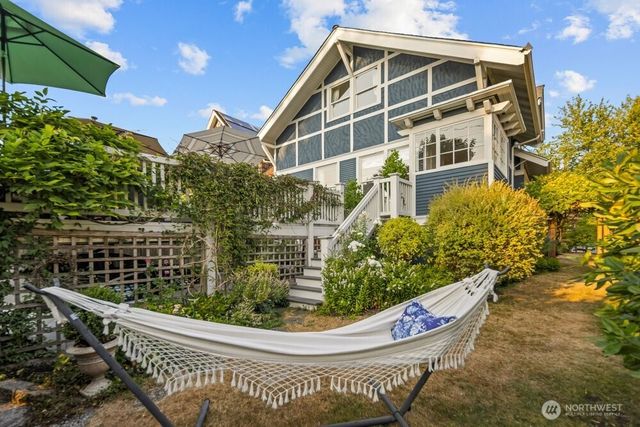 515 30th Avenue S, Seattle, WA 98144