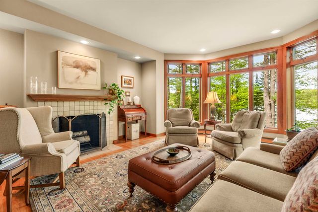 217 Forest Acres Road, New London, NH 03257