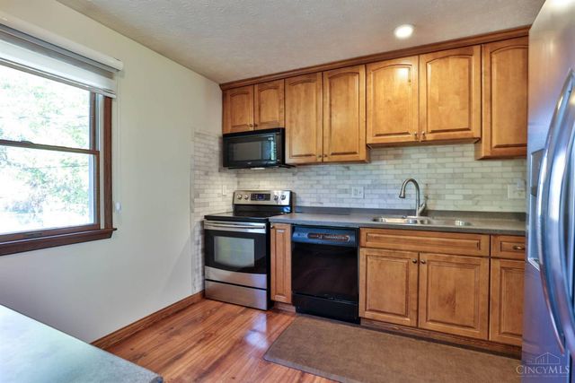 57 Landis Circle, Millville, OH 45013