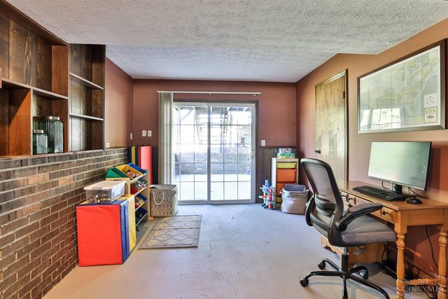 57 Landis Circle, Millville, OH 45013