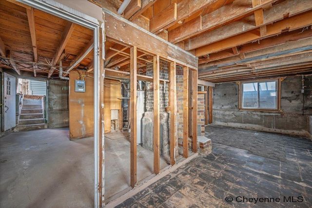 2512 BRADLEY AVE, Cheyenne, WY 82001