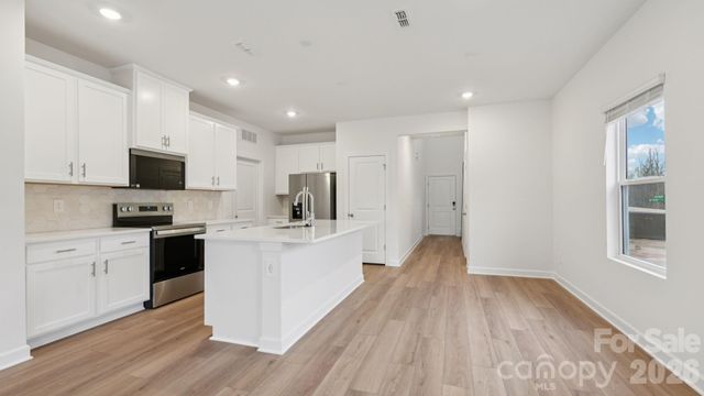 5037 Poplin Valley, Cherryville, NC 28021